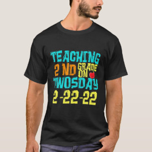 Camiseta Ensino da 2ª série na Twosday 2/22/2022 Matemática