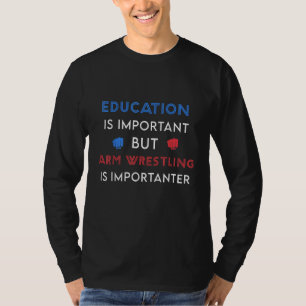 Camiseta Ensino engraçado é importante, mas campeão de Luta