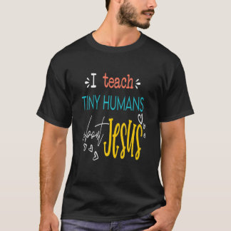 Camiseta Ensino Gente Pequeno Sobre Jesus Que Ele Está Risa