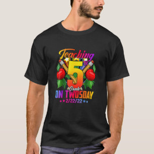 Camiseta Ensino Grau 5 Na Segunda-Feira 2-22-22 22 De Fever