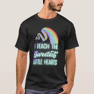 Camiseta Ensino Os Corações Mais Doces Do Rainbow Valenti