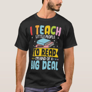 Camiseta Ensino pequenas Pessoas para ler