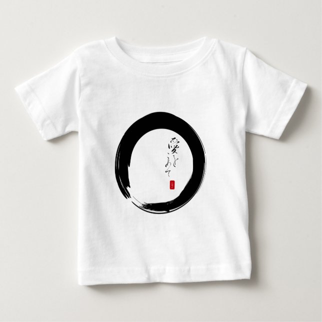 Camiseta Enso com texto kanji "Com amor" (Frente)