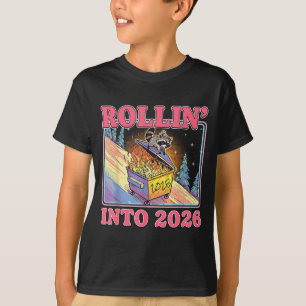 Camiseta Entrando em 2026 Guaxinim Engraçado Meme Feliz Ano