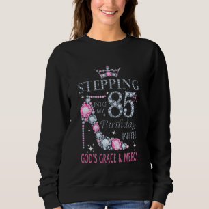 Camiseta Entrando no meu 85º aniversário com a graça de Deu