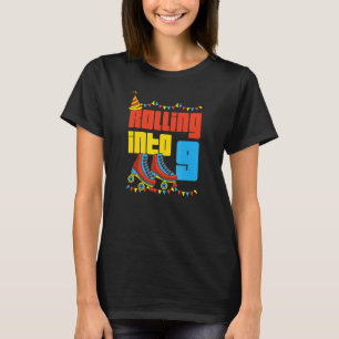 Camiseta Entrando nos 9 Patins de Roda Festa de Aniversário