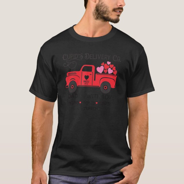 Camiseta Entrega Cupid Dia de os namorados Red Truck NICU N (Frente)