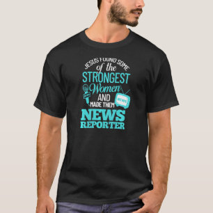 Camiseta Entrevistas com Womens News Reporter Microphone Ca
