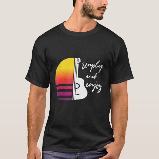 Camiseta Entusiasta De Violão Desconecte E Aproveite (Frente)