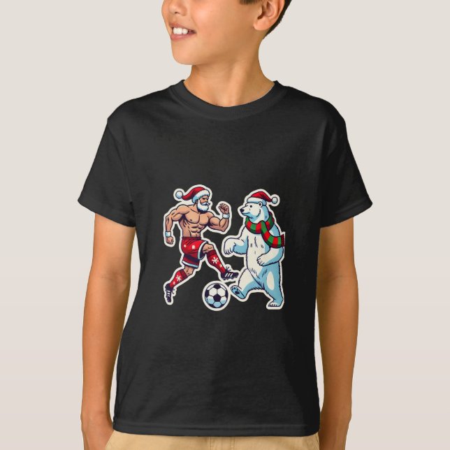 Camiseta Epic Duel: Santa Claus vs. Polar Bear on the Socce (Frente)
