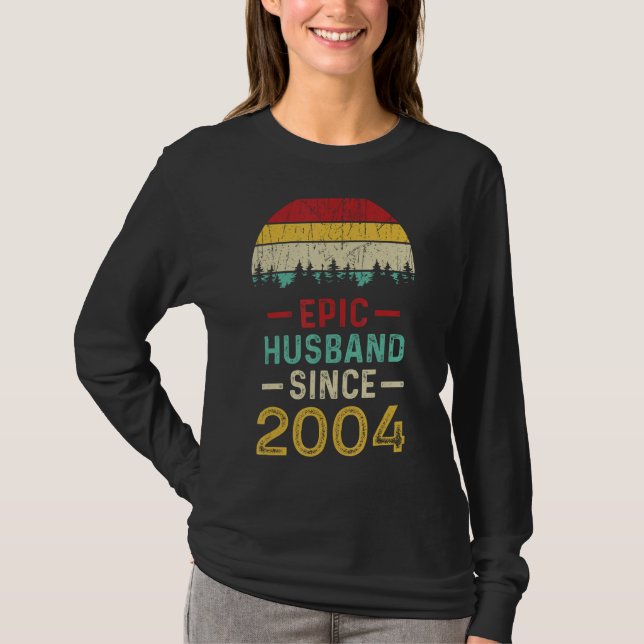 Camiseta Epic Husband Desde 2004 Casal 19º Ano Casamento A (Frente)