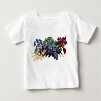Camiseta Epic Showdown: Vingadores vs. Soldados Inimigos