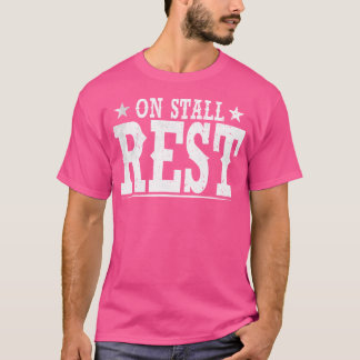 Camiseta Equestre Sobre O Cavalo Do Resto Do Stall Andando 