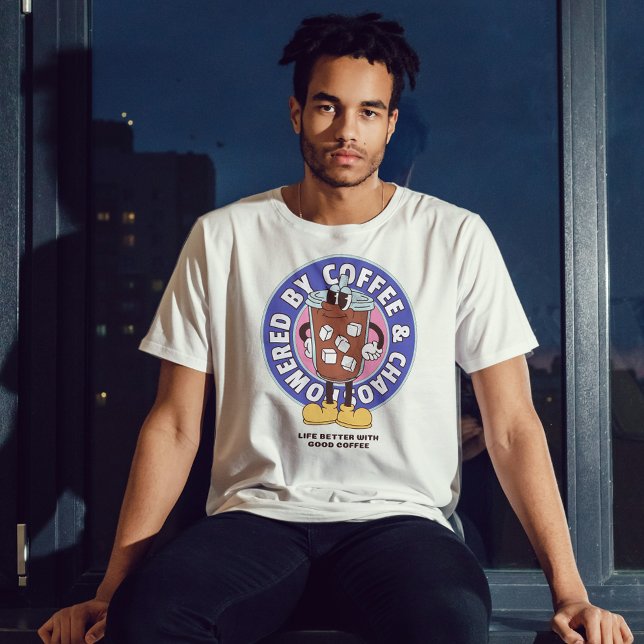 Camiseta Equipado com café e caos Engraçado Tee Humor Engra (Criador carregado)