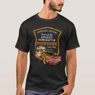 Camiseta Equipado Com Moonshine artesanal Qualquer Nome Eng