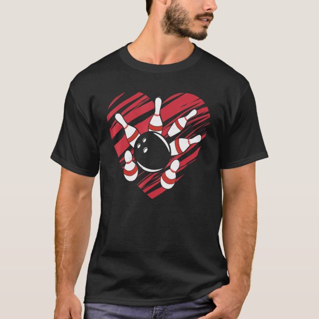 Camiseta Equipe Bowler Coração Correspondente a Boliches Eu (Frente)