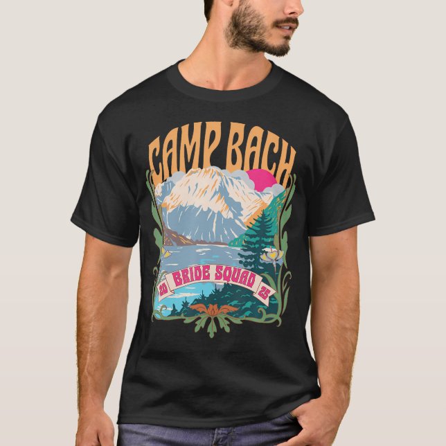 Camiseta Equipe da Noiva do Acampamento Bach 2025 Retro Aca (Frente)