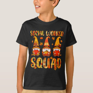 Camiseta Equipe de assistente social três gnomo caem dia de