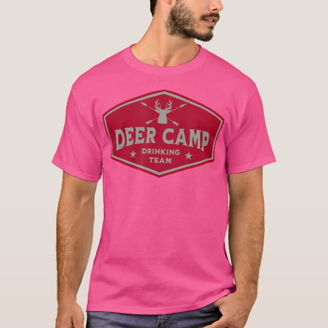 Camiseta Equipe de Bebendos Deer Camp - Caça Engraçada (Frente)