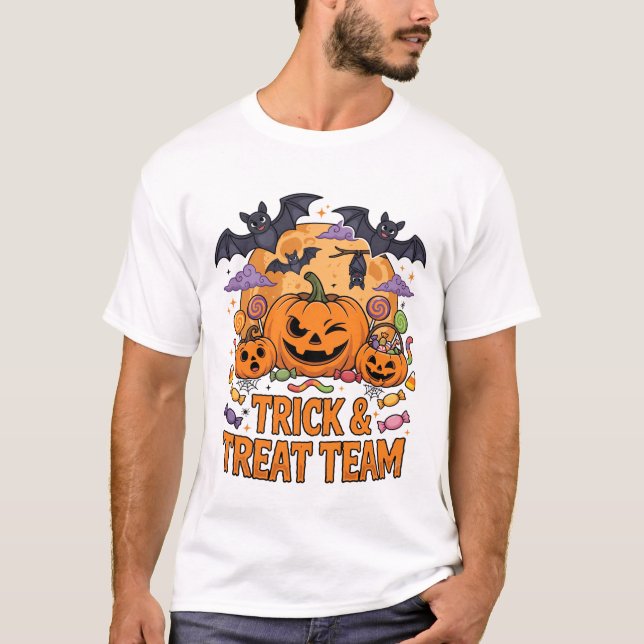 Camiseta Equipe de Doces de Halloween Abóboras Morcegos Lua (Frente)