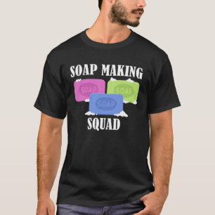 Camiseta Equipe de Fabricação de Sabão Artesã Frase Irônica