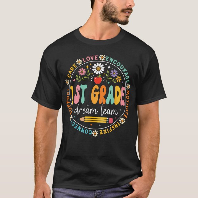Camiseta Equipe De Professores Do 1º Ano De Volta À Escola  (Frente)