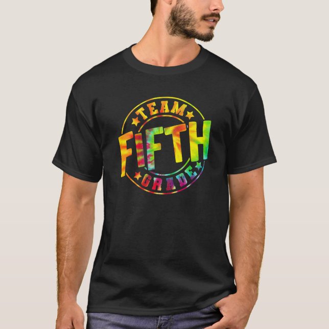 Camiseta Equipe de Tie Dye na 5ª série, professor de 5 (Frente)