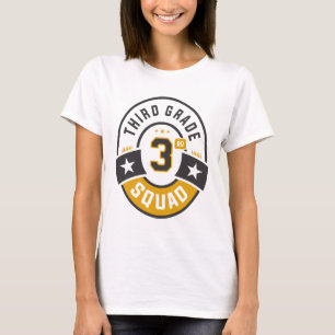 Camiseta Equipe do 3º ano na quadra de volta à escola