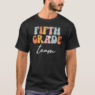 Camiseta Equipe do 5º ano Retro Groovy Women Happy First Da