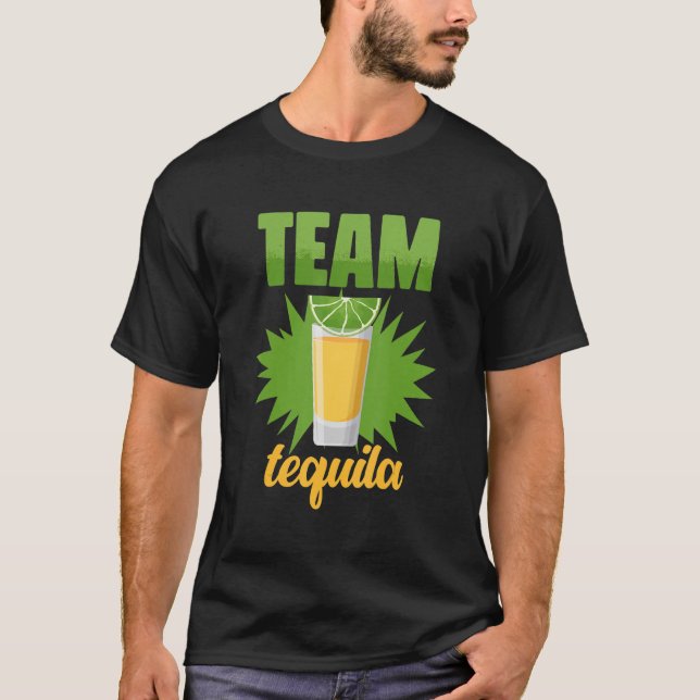 Camiseta Equipe Engraçada Tequila com Salto de Limão Verde  (Frente)