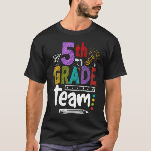 Camiseta Equipe Feliz 1º Dia Da Escola De Volta A C