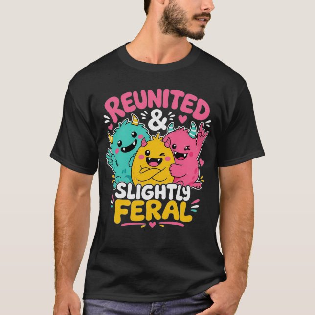 Camiseta Equipe Kawaii Reunida & Ligeiramente Feral (Frente)