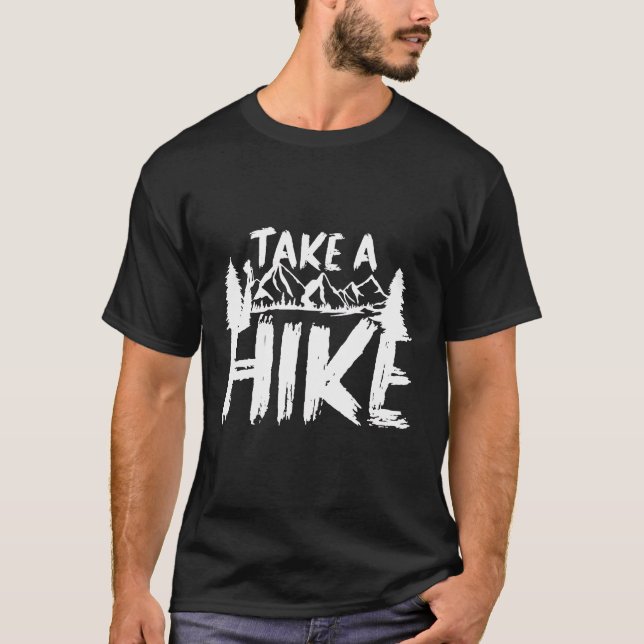 Camiseta Equipe Natureza de Acampamento Sloth de Caminho (Frente)
