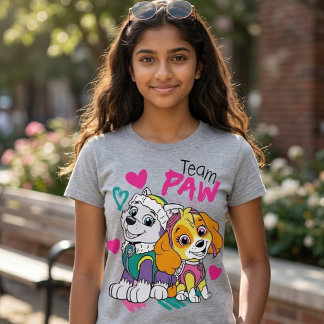 Camiseta Equipe Pata Cachorrinhos Fofos Corações Gráficos