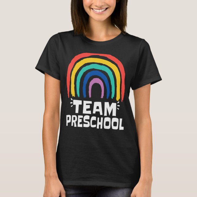 Camiseta Equipe Pré-Escolar Arco-Íris Pré-K Estudo de Profe (Frente)