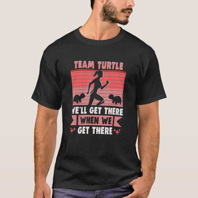 Camiseta Equipe Turtle, chegaremos lá correndo maratona. (Frente)