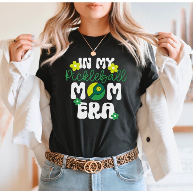 Camiseta Era da Mãe de Pickleball Retro Groovy (Criador carregado)
