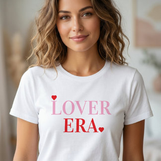 Camiseta Era do Amor Dia dos Namorados | Corações Rosa e Ve