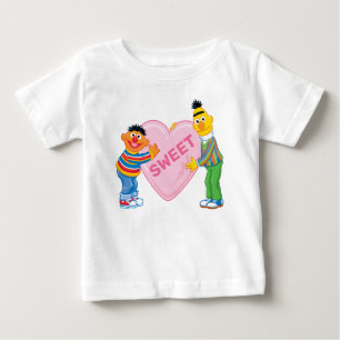 Camiseta Ernie & Bert Big Namorados Heart