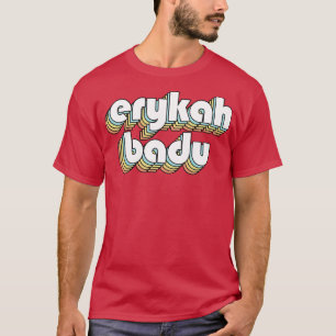 Camiseta Erykah Badu Retro Rainbow Tipografia Estilo Desvan