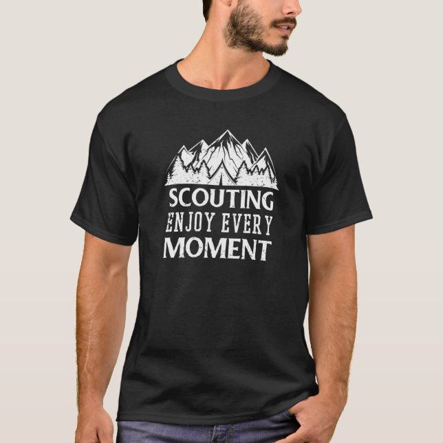 Camiseta Esboço Aproveite Cada Momento O Campo De Escoteiro (Frente)
