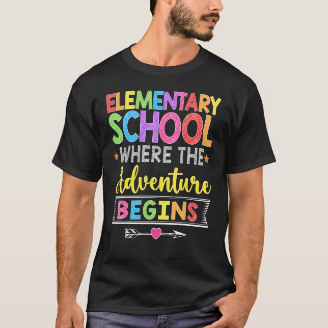 Camiseta Escola Elementar Onde Começa A Aventura (Frente)