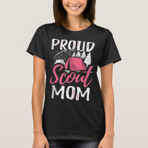 Camiseta Escoteiro Orgulhoso Mamãe Estigando Den Líder Cub