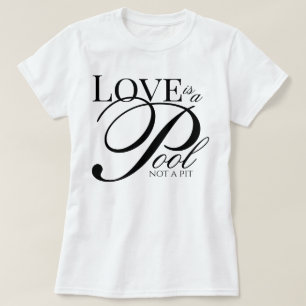 Camiseta Escrito estético Amor É Uma Piscina Não Uma Cova d