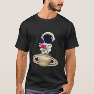 Camiseta escura do espaço astronauta