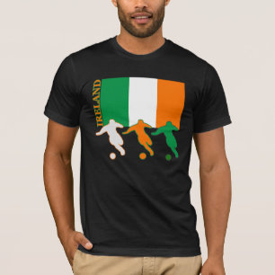 Camiseta Escura na Irlanda do Futebol