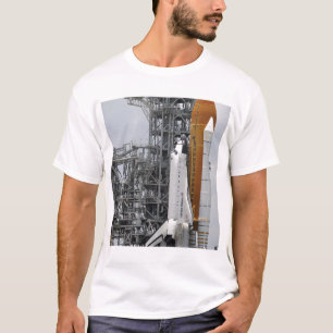 Camiseta Esforço do vaivém espacial na plataforma de