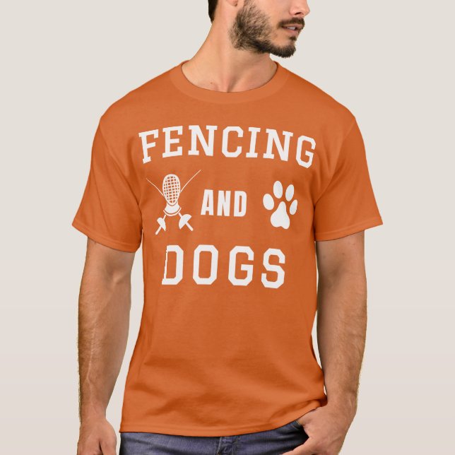 Camiseta Esgrima e cães engraçado (Frente)