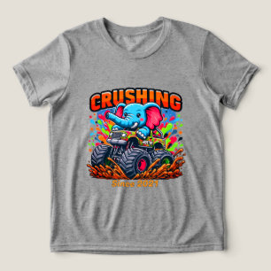 Camiseta Esmagando Desde 2021 – Elefante Fofo com Caminhão