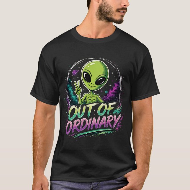 Camiseta Espacial Retro com Símbolo de Paz Alien (Frente)